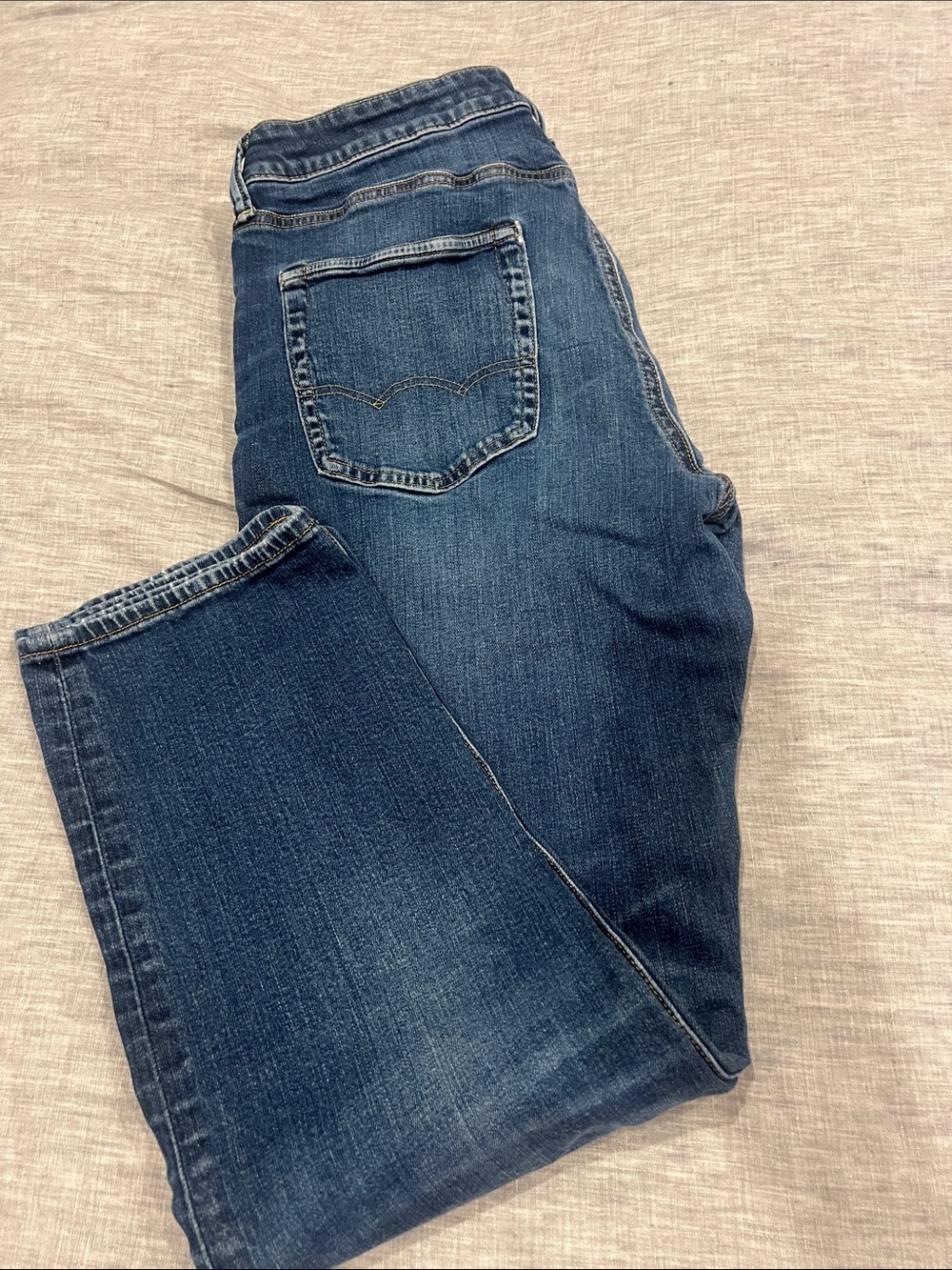 American Eagle Outfitters Men's Straight Jeans — Dark Blue Wash